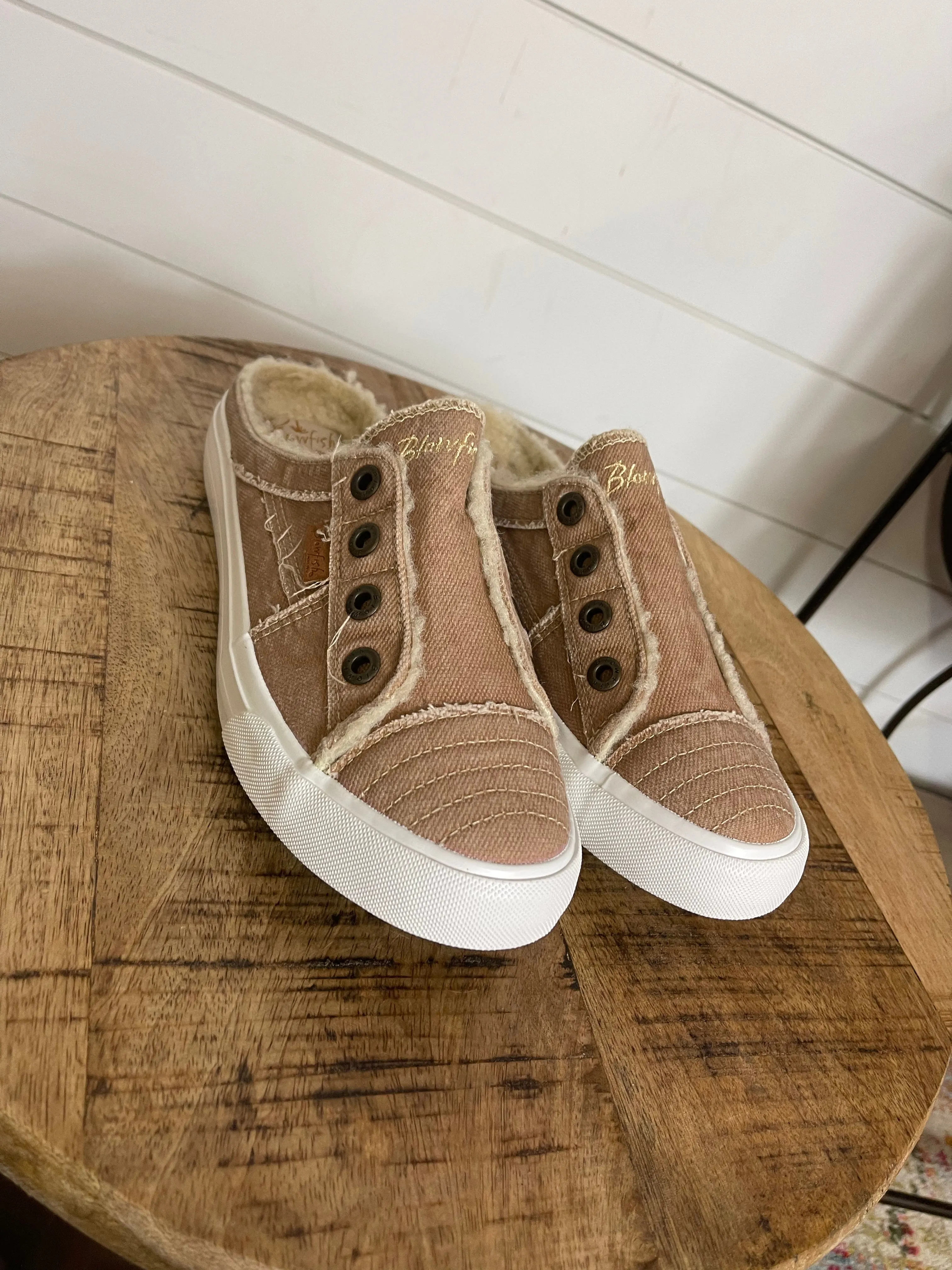 Blowfish Desert Khaki Movie Sherpa Slip On