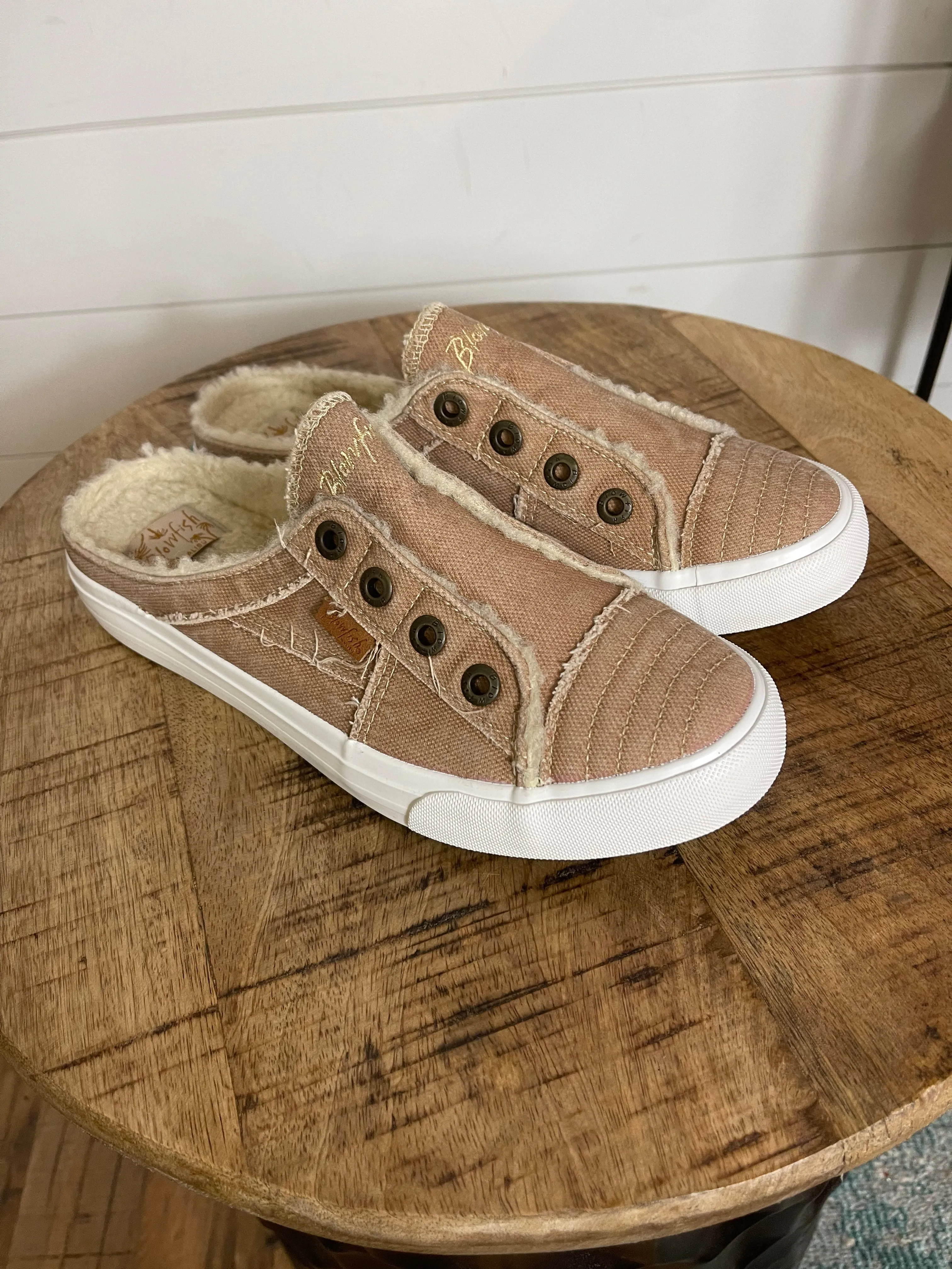 Blowfish Desert Khaki Movie Sherpa Slip On