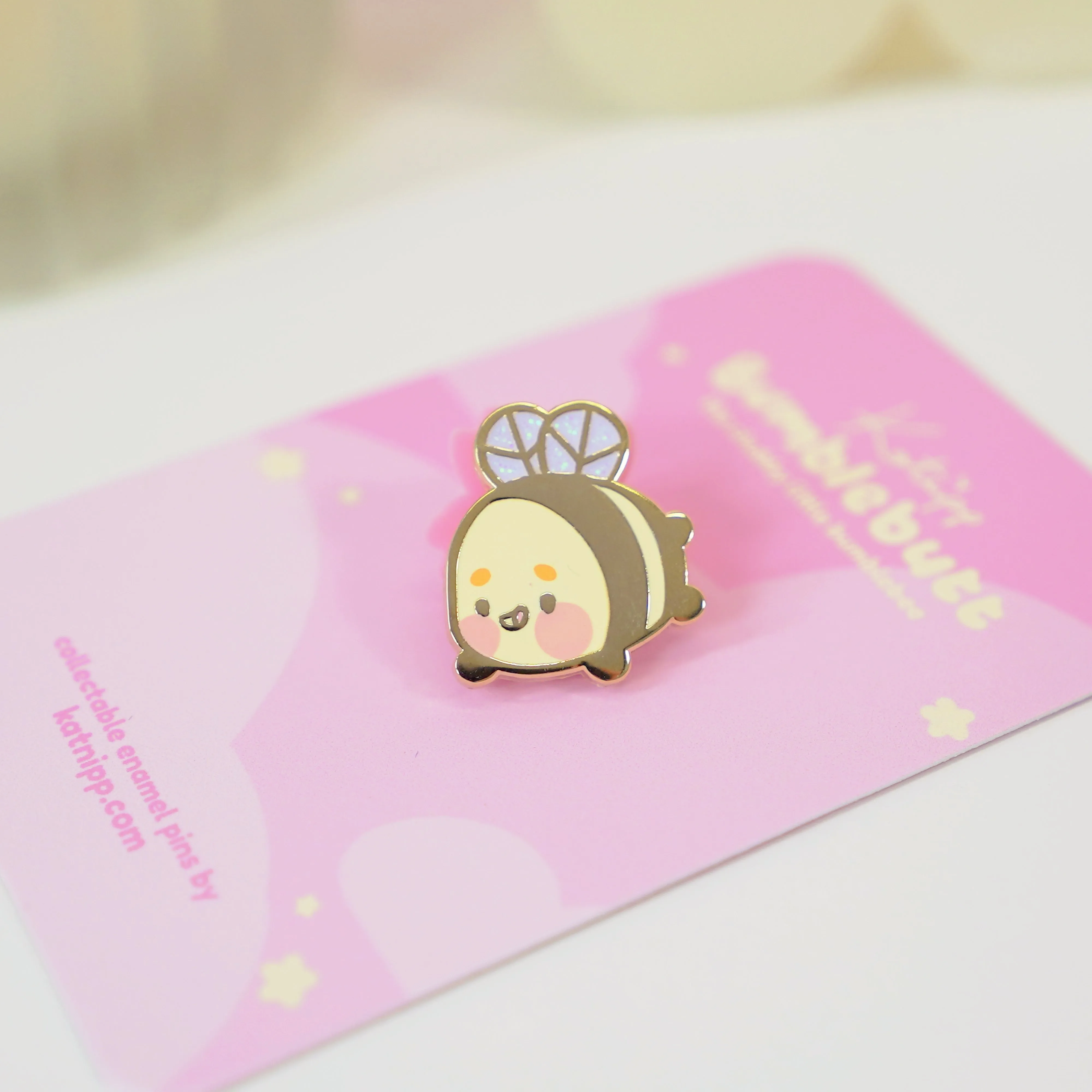 Bumblebutt Glittery Wing Enamel Pin | Kawaii Bumblebee Pin | Cute Bee Accessory